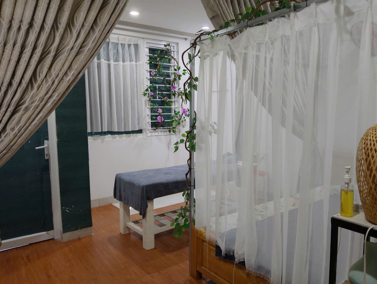 芽庄排名前五的信誉良好的男同按摩院 - 最新更新